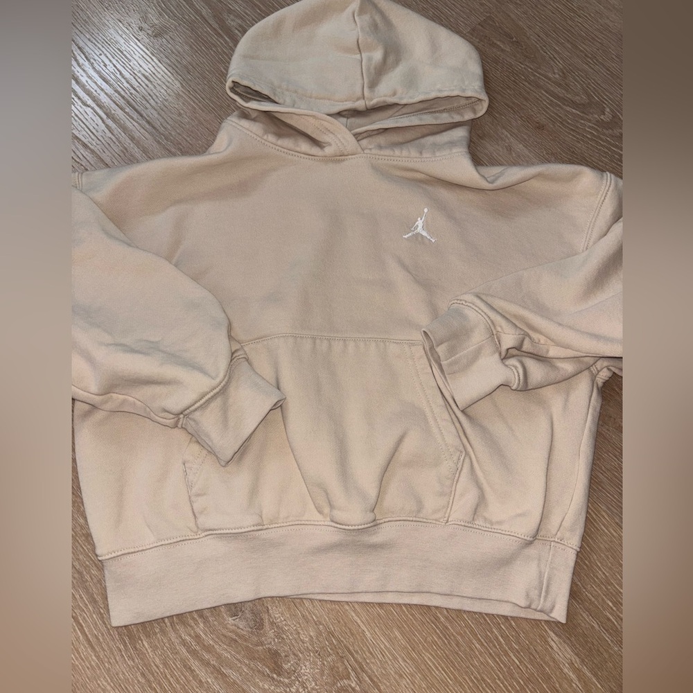 Jordan girls cropped hoodie size medium
